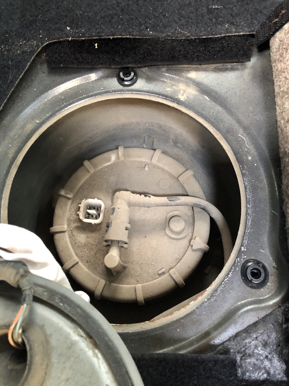 Заміна паливного фільтра 2