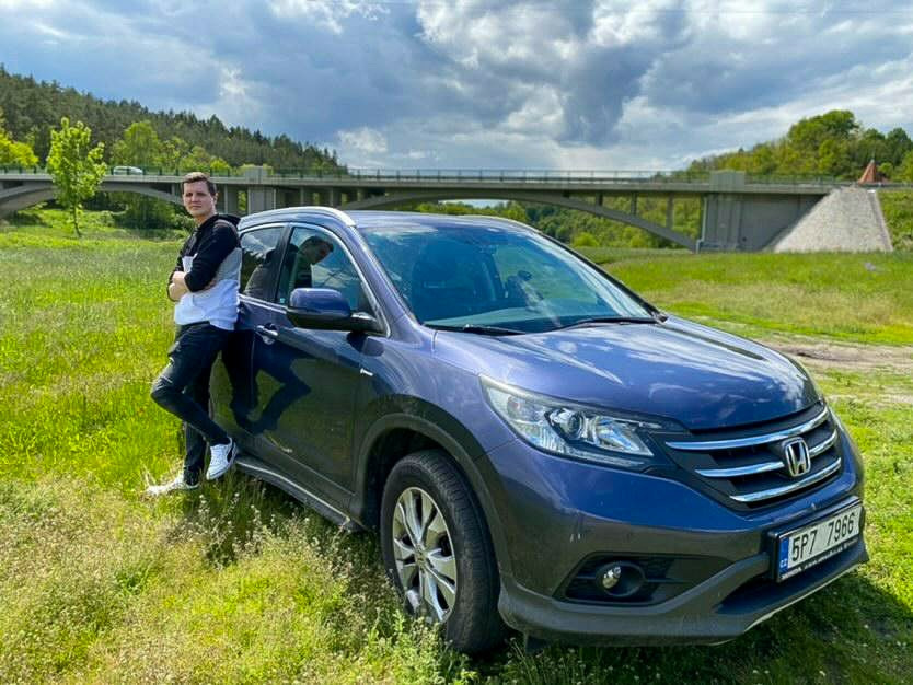 Задній правий підшипник. 1