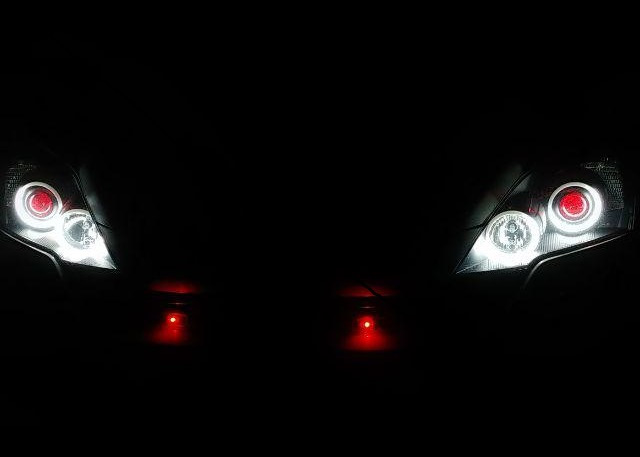 Встановлення ангельських очей і ДХО в Honda CR-V 3 1