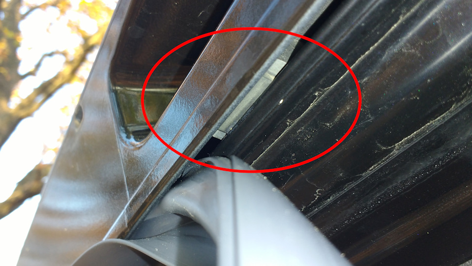 Гузинка на кришку багажника та килимок у багажник Honda CR-V (RE) 3