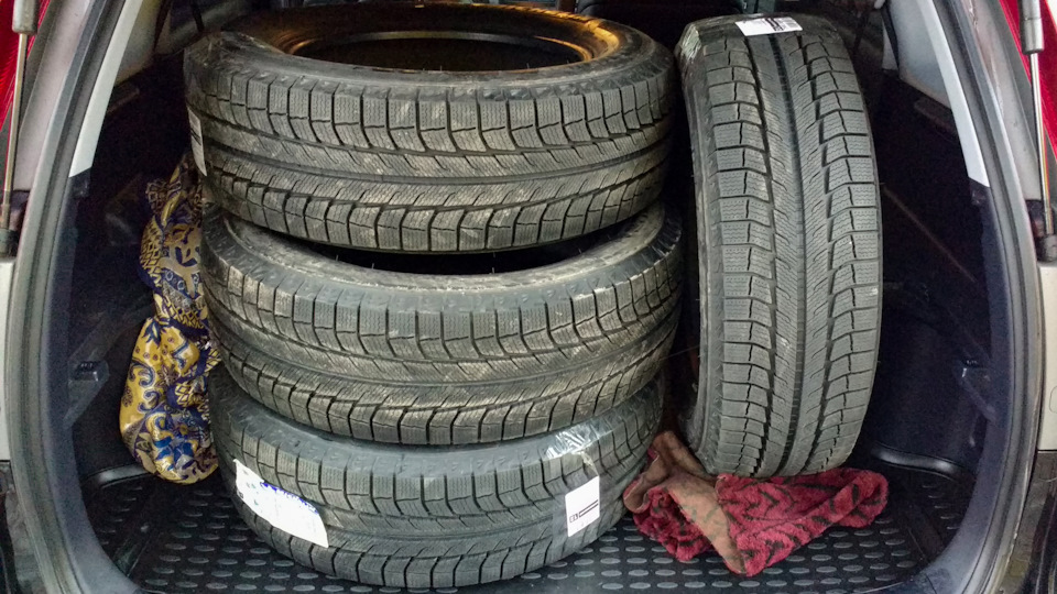 Зимові шини Michelin Latitude X-Ice 2 для Honda CR-V (RE) 2
