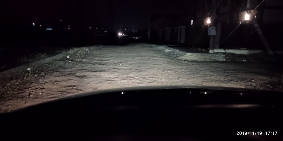 Заміна ламп головного світла 2