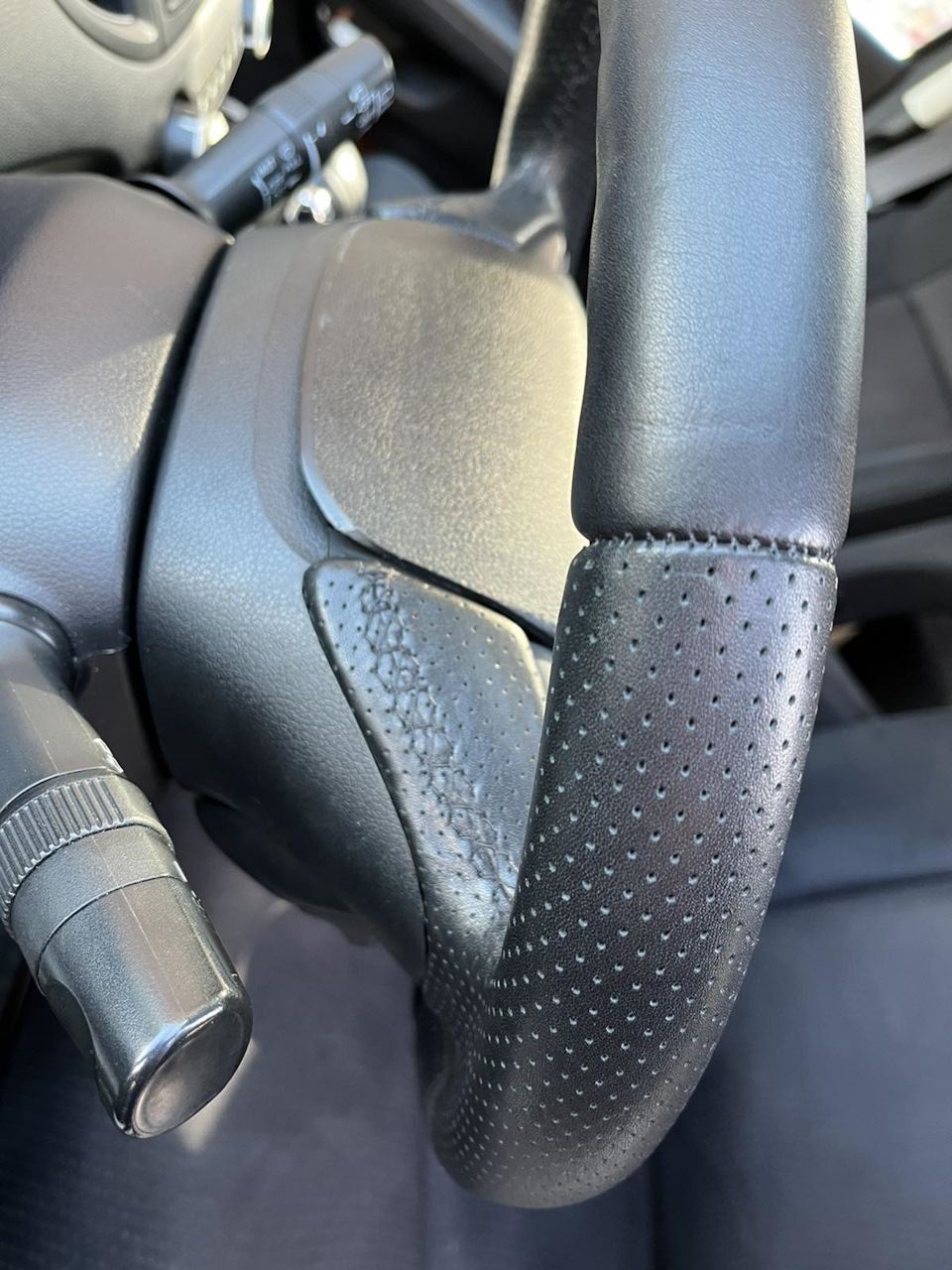 Шкіряне кермо на Honda CR-V 4 4
