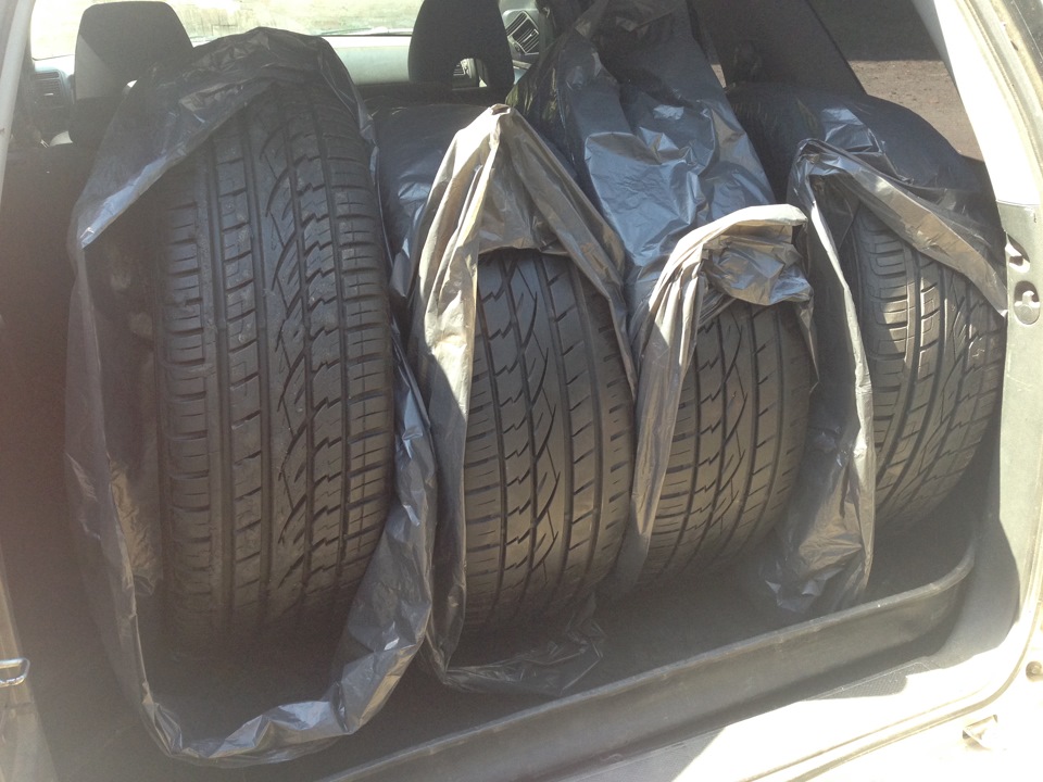 235/50 R19 1