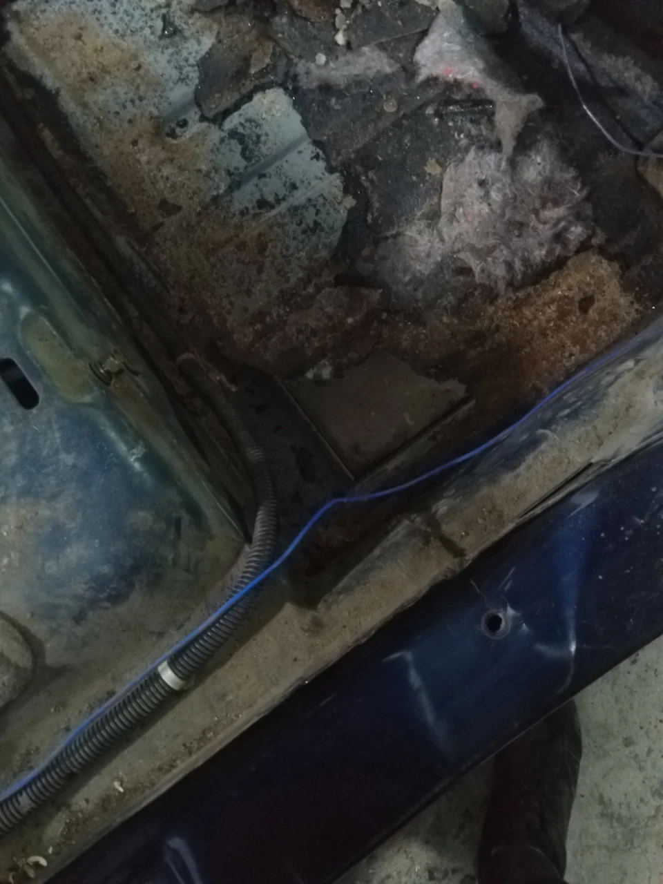 Не багато іржі.