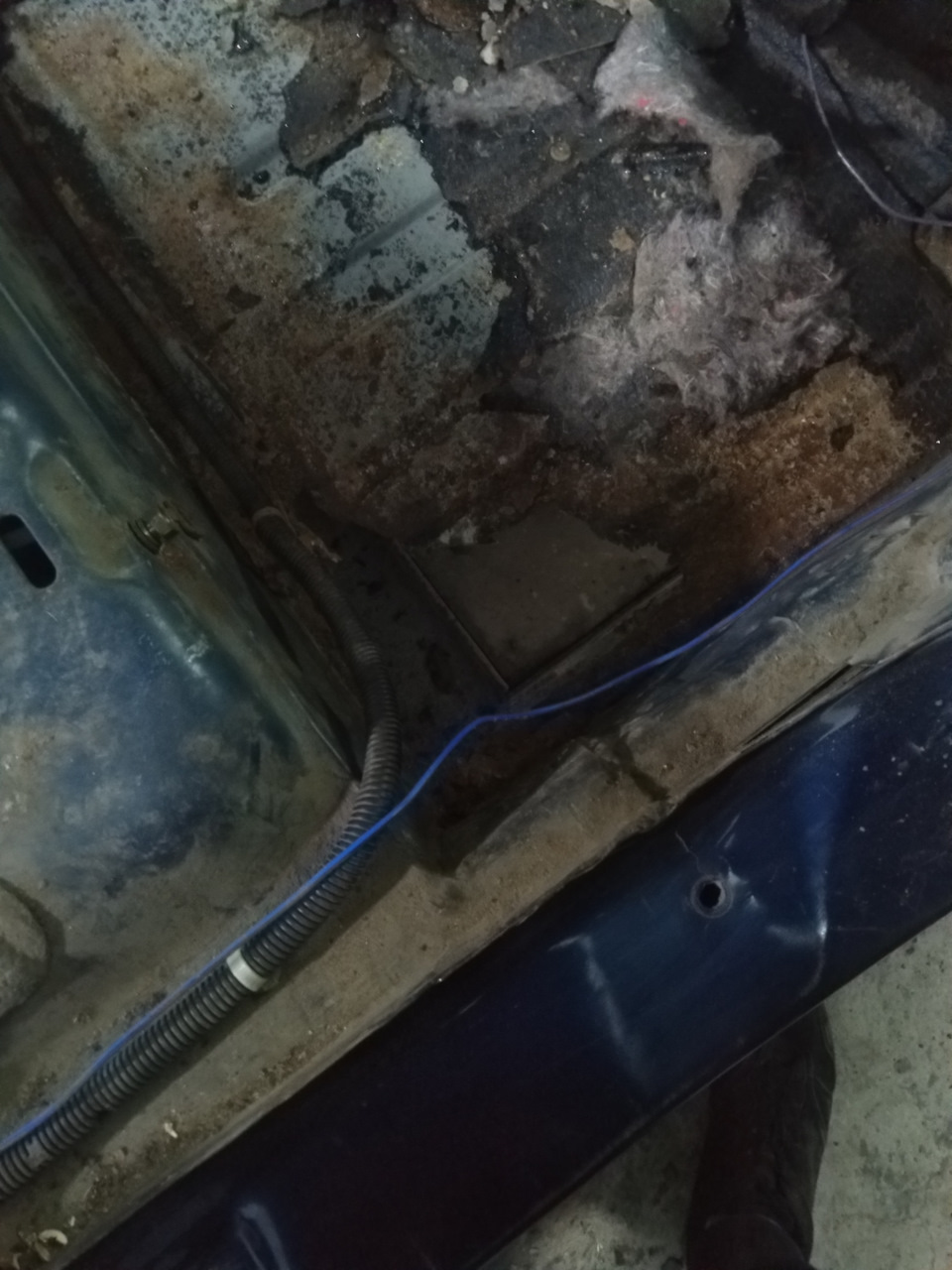Не багато іржі. 1