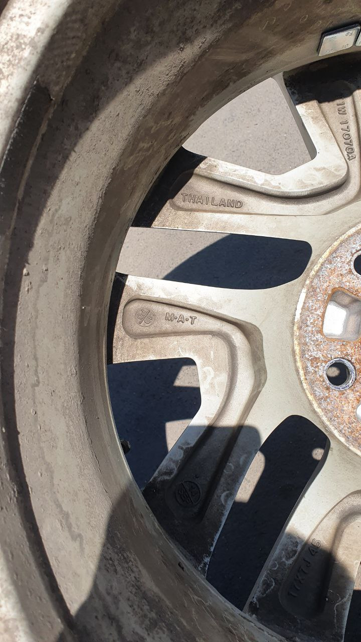 Нові літні шини Bridgestone Alenza 225/65/17 4