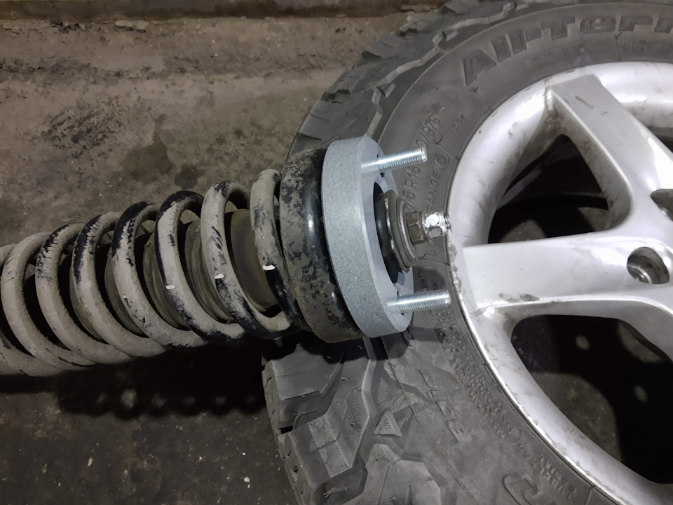 215/75R15 АТ гума та ліфт 4