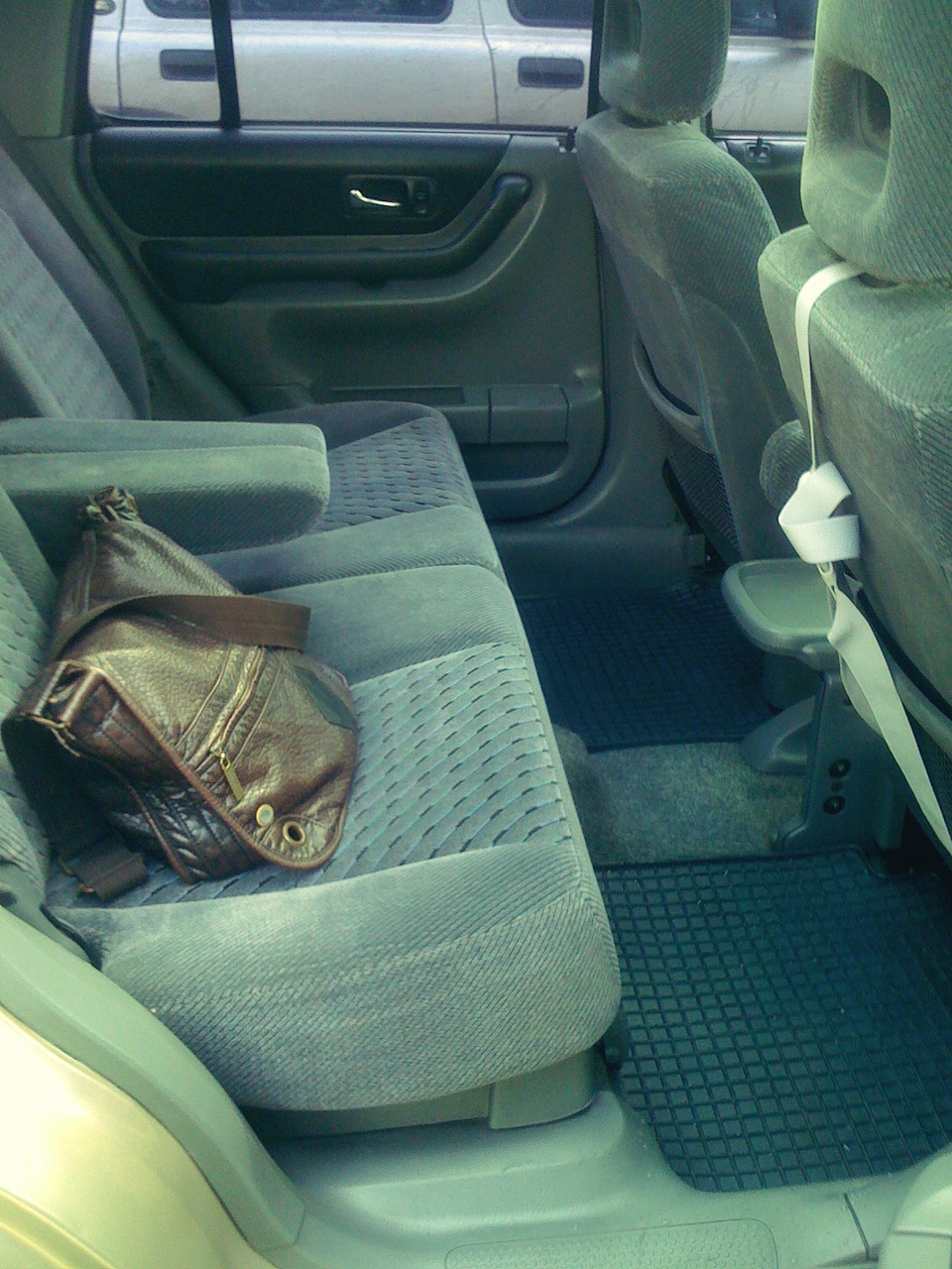 Honda CR-V, в кузові RD1, як я купив нові килимки) 4