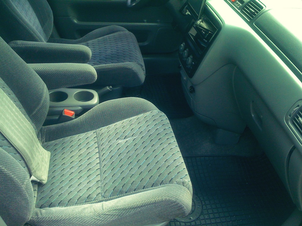 Honda CR-V, в кузові RD1, як я купив нові килимки) 5