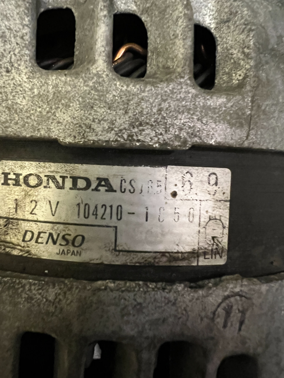 Генератор Honda Denson помер( 1