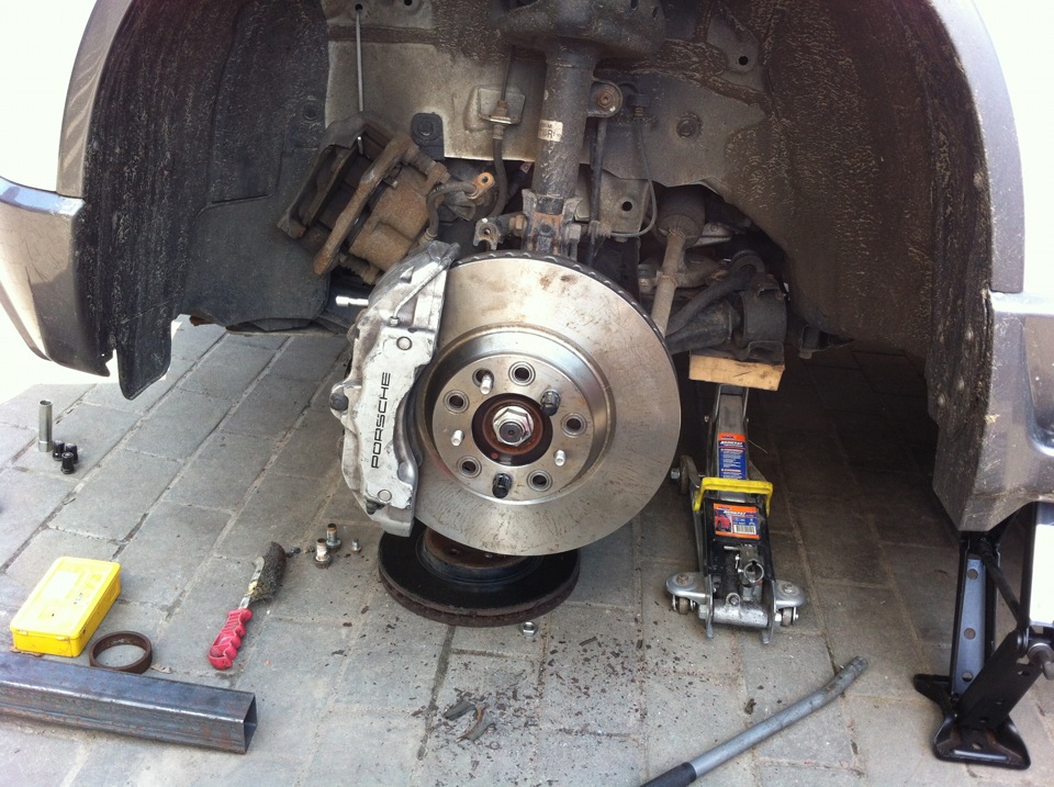 Великим колесам великі гальма, встановлення Big Brake Kit BREMBO Часть1 5