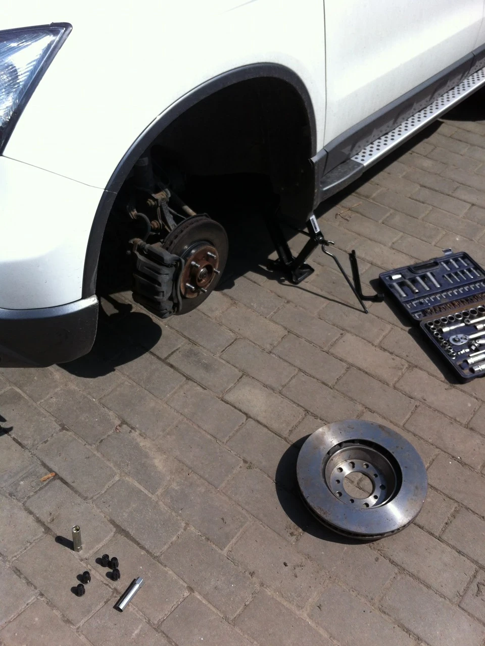 Великим колесам великі гальма, встановлення Big Brake Kit BREMBO Часть1