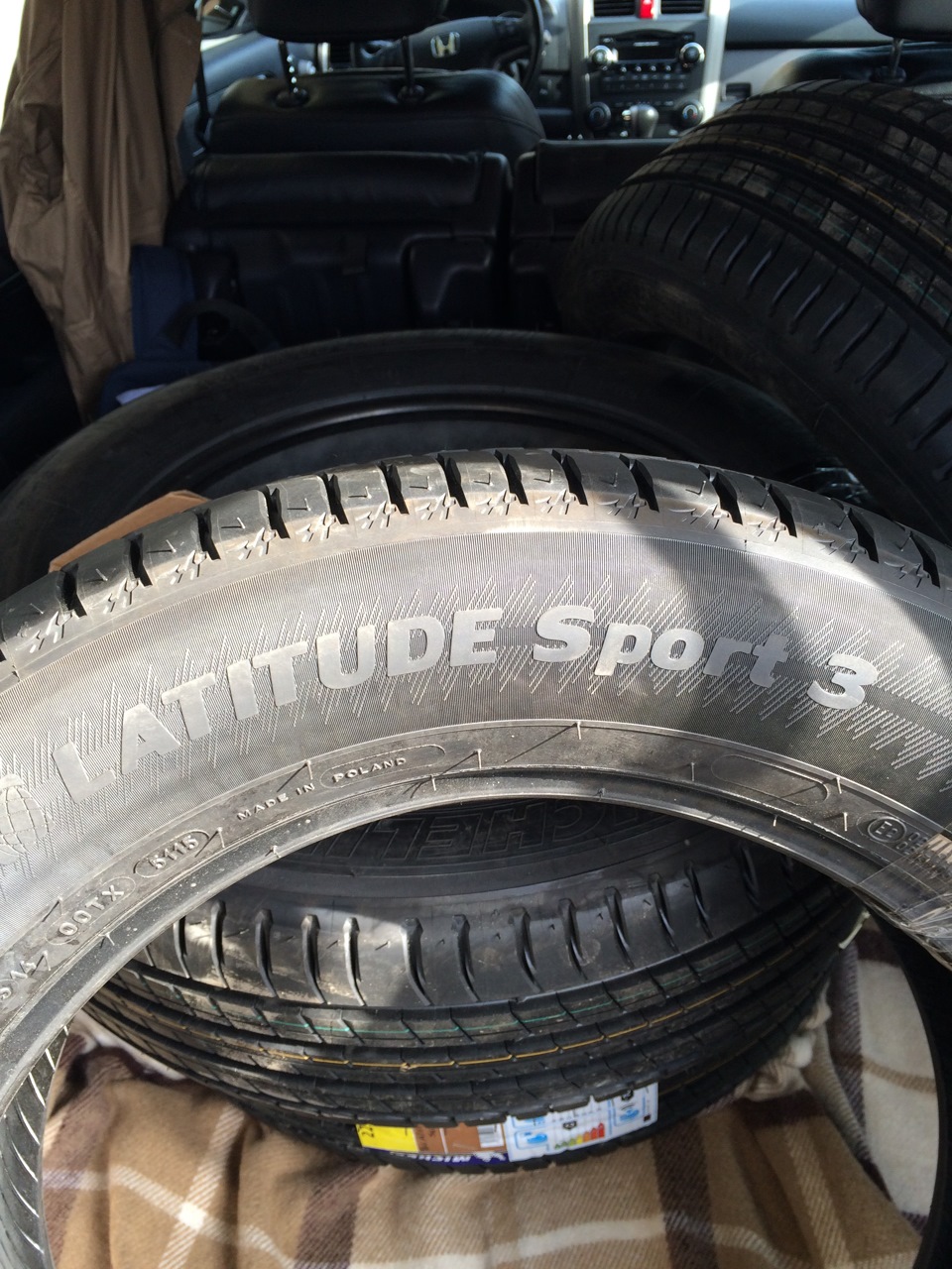 Перевзувся в MICHELIN Latitude Sport 3 225/60R18 100V 2