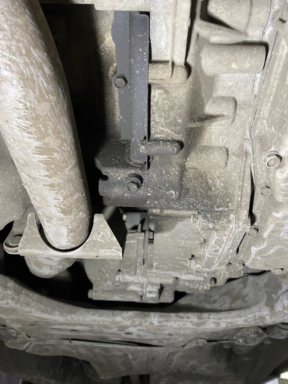Отпотевание заднего сальника коленвала Honda CRV 2,4 2015 USA