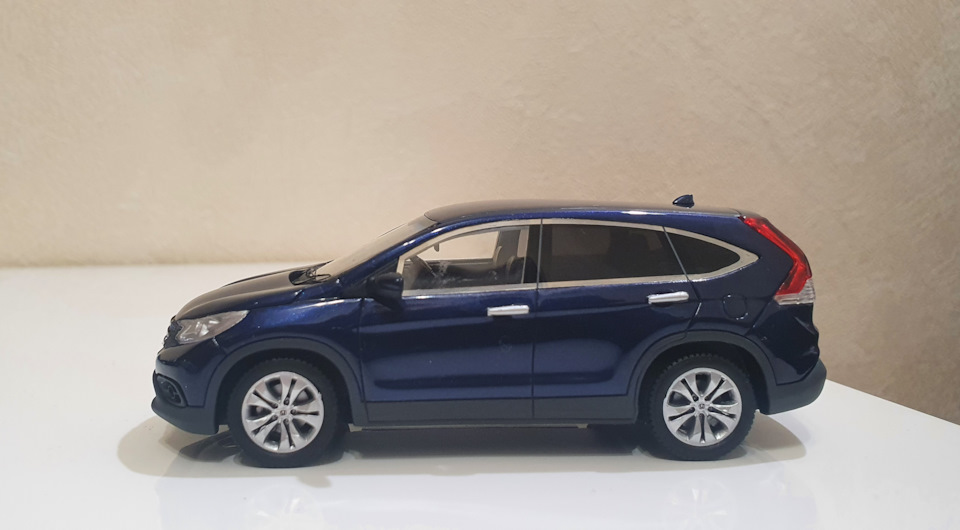 Honda СR-V RM в 1/43 3