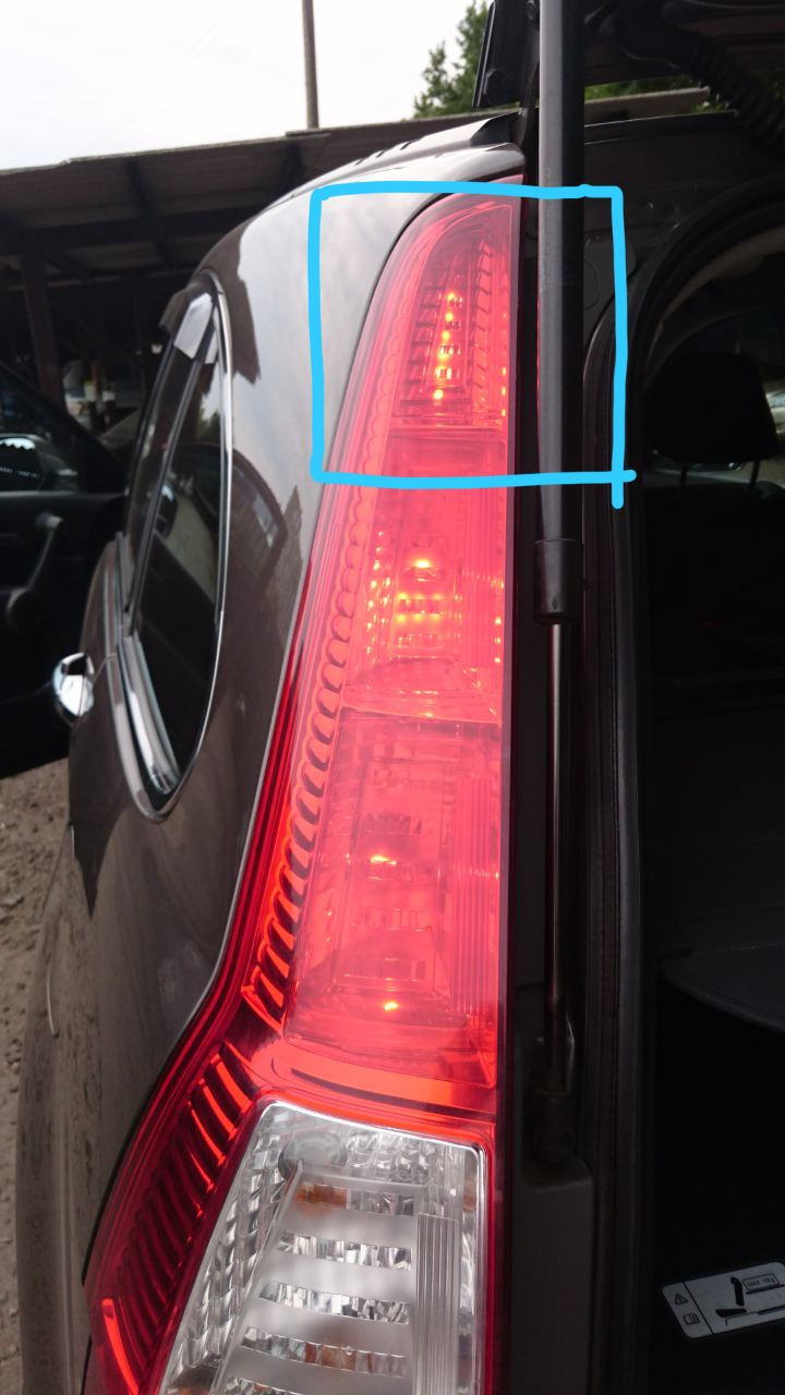Тюнінг задніх ліхтарів Honda CR-V 3 3