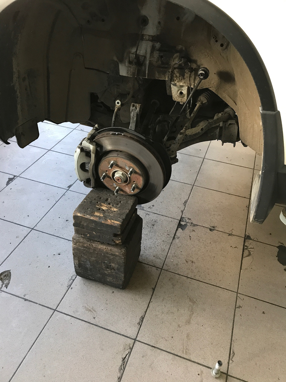 Пильовики передніх амортизаторів Honda CRV-3 *PART-2* Установка ☝️ 3