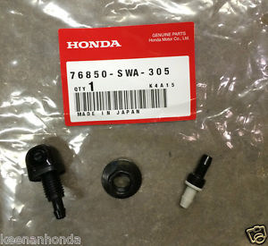 Встановлення (заміна) зворотного клапана системи омивача Honda CRV-3 4