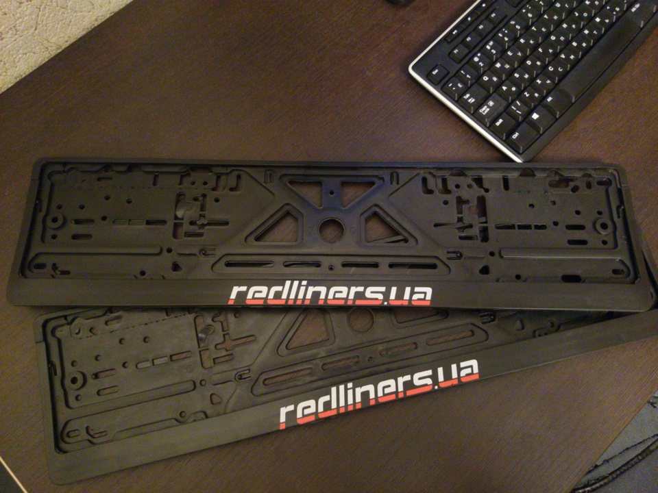 Рамка номера redliners.ua 1