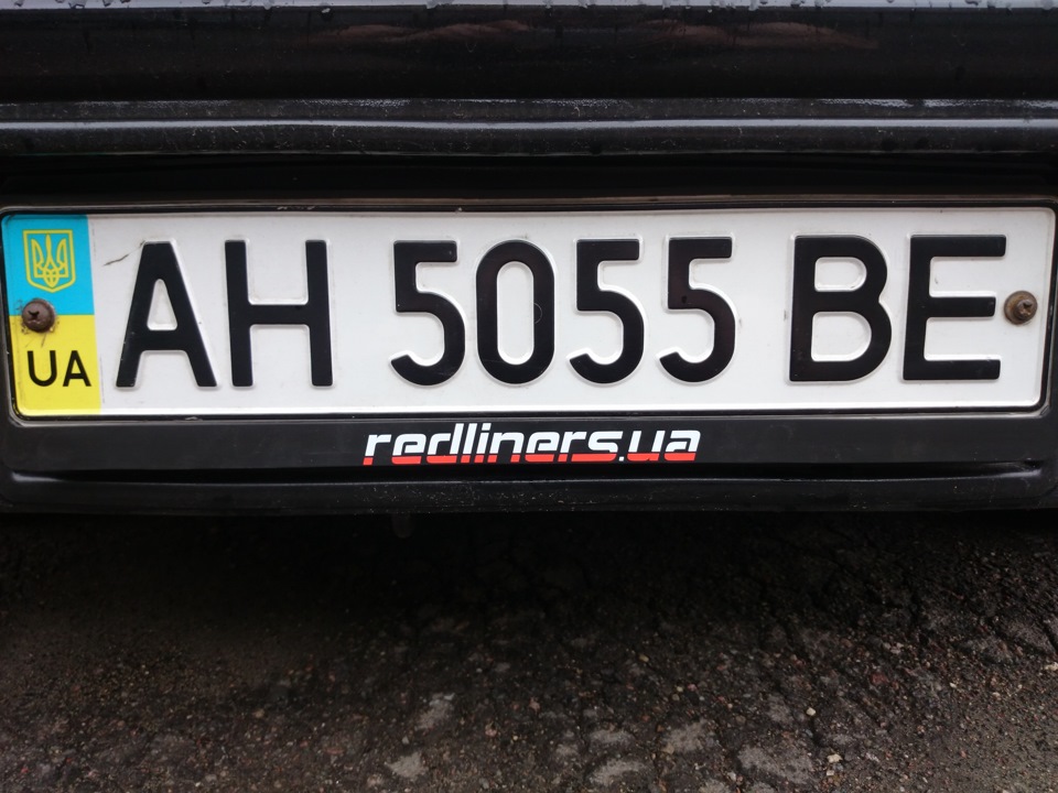 Рамка номера redliners.ua 2