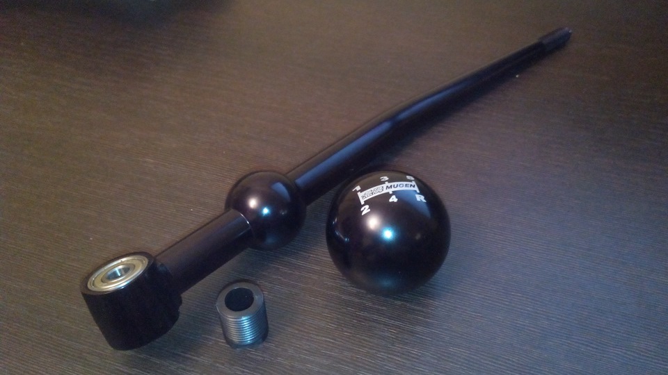 Short shifter with shift knob 1