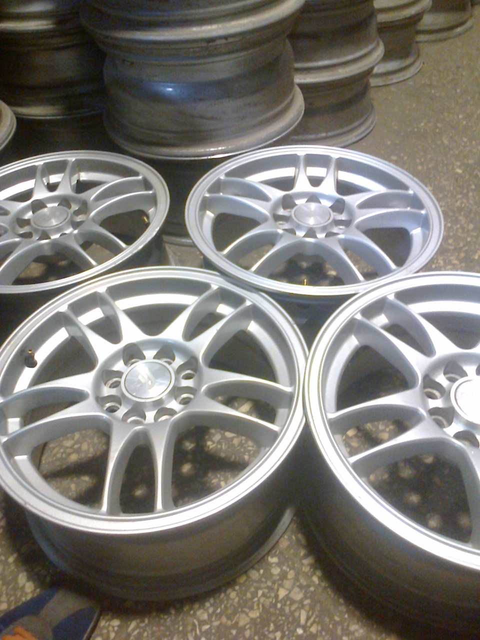 Tech-R made in Germany. 4/100; 4/108 1