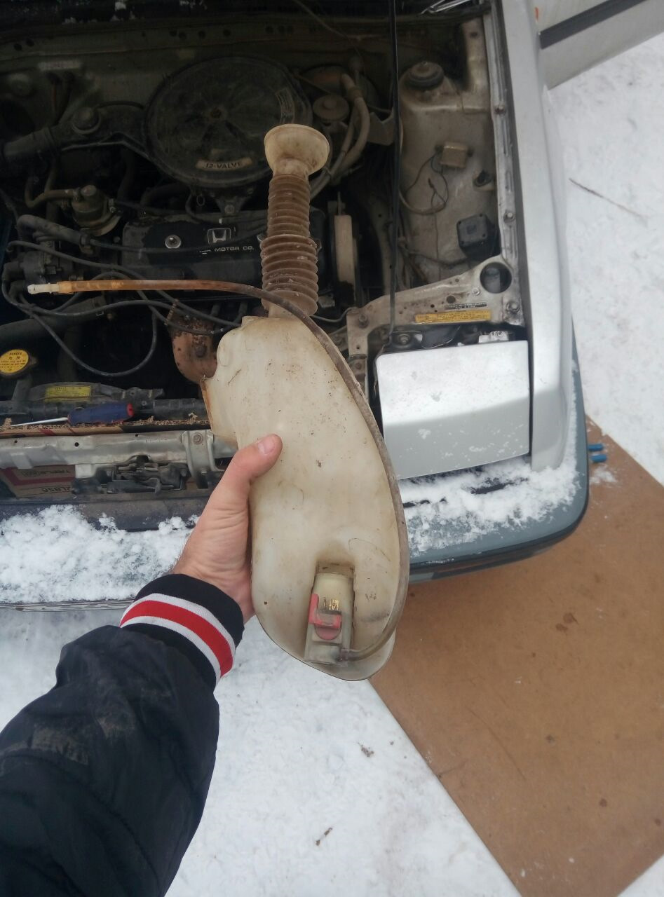 Бачок омівача ч.1 5