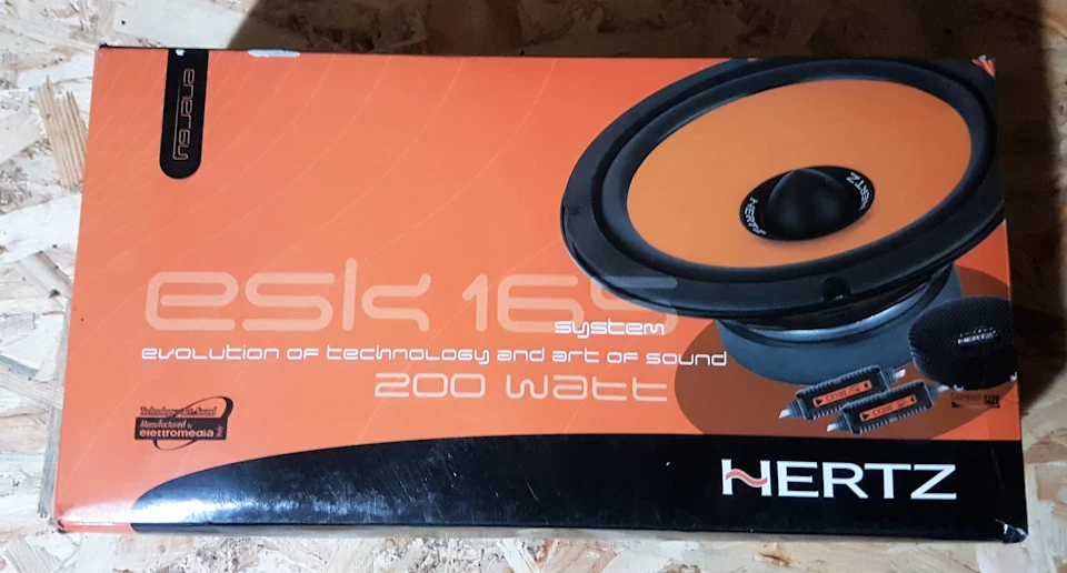 Встановлення акустики Hertz ESK 165