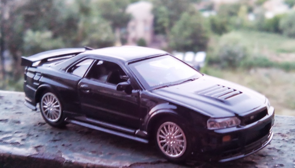 Домашня альтернатива - Skyline R34 GT-R 4