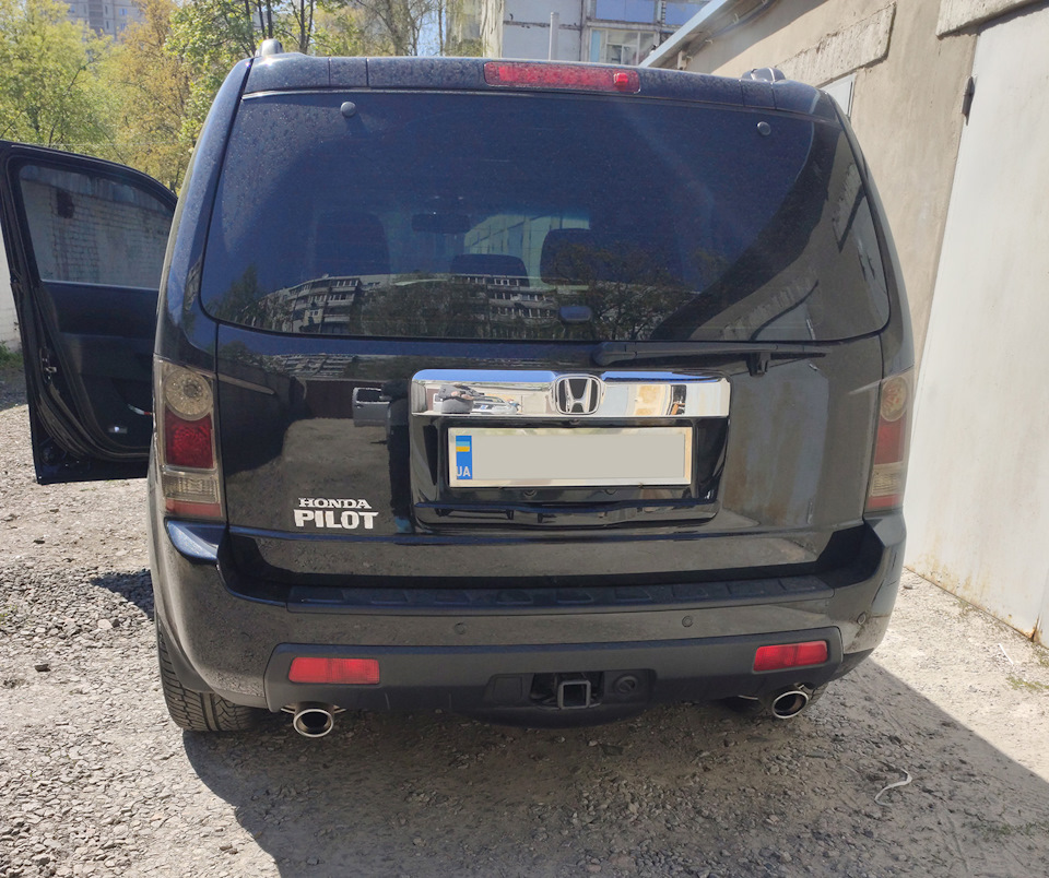 Тільки трохи притонував задні ліхтарі 3