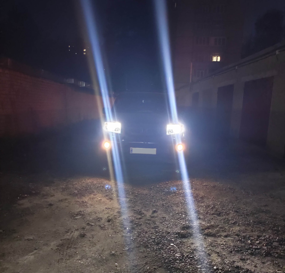 Поставив світлодіодні лампи у ближнє світло 1