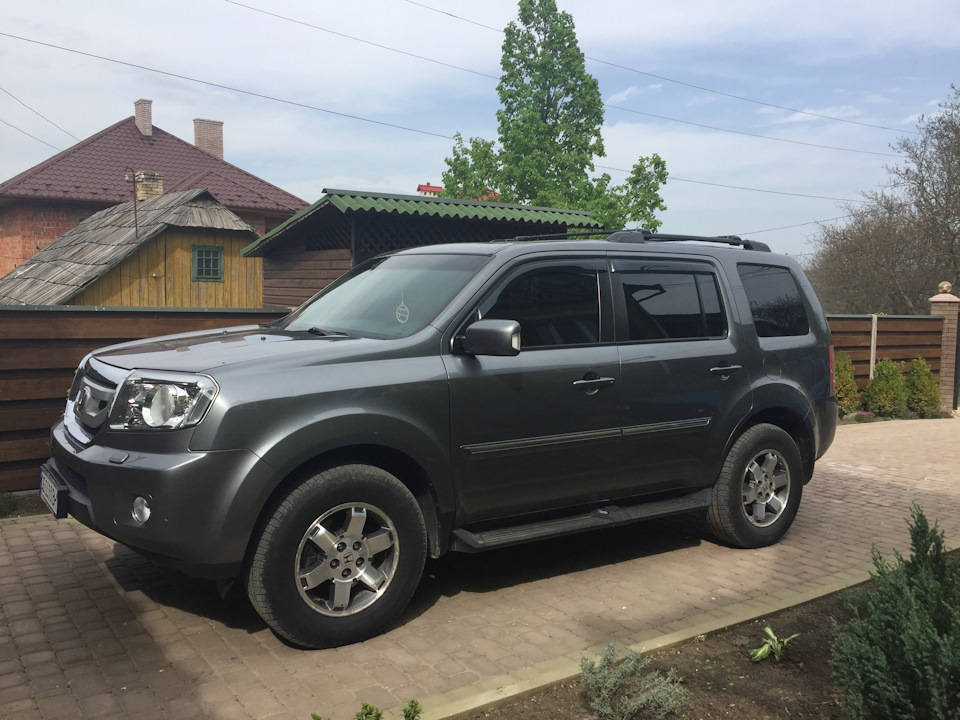 Заміна задніх амортизаторів (продовження). 3