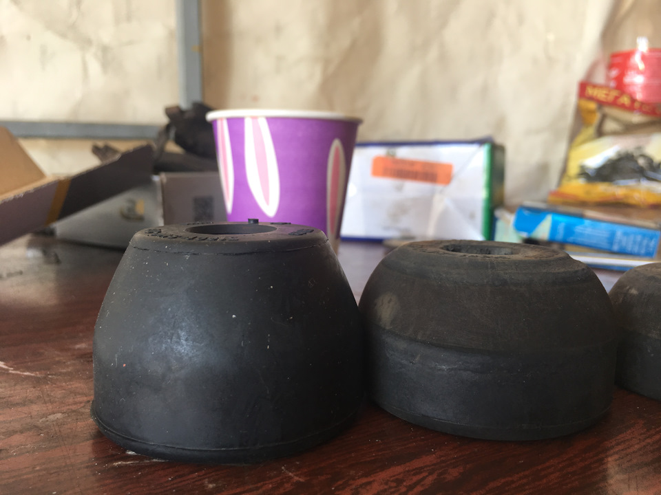 Заміна мастила, ОЖ, фільтрів, полірування фар, заміна сальника трамблера, то підвіски 4
