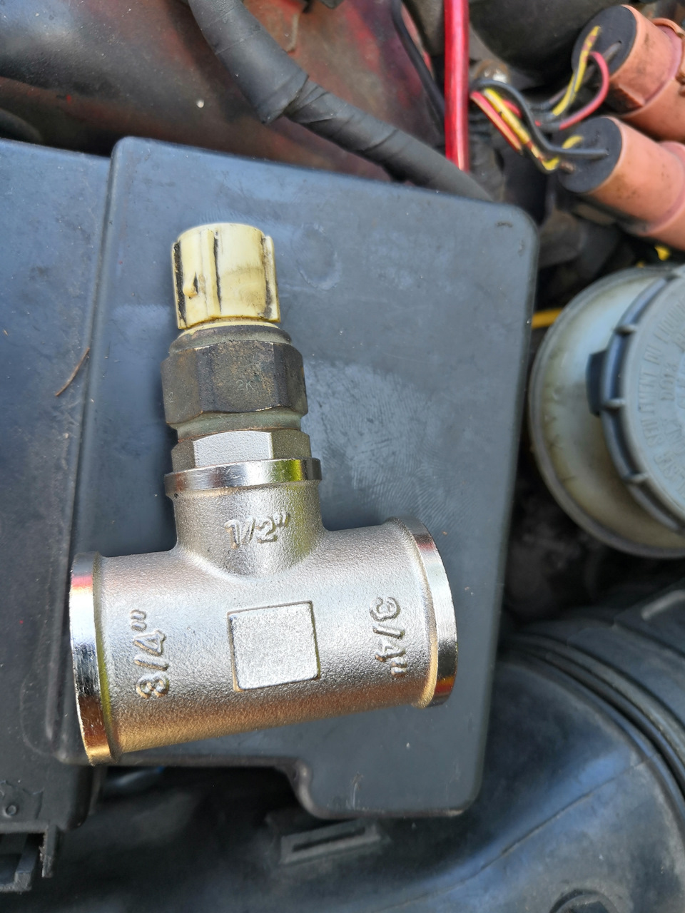 Датчик увімкнення вентилятора 2