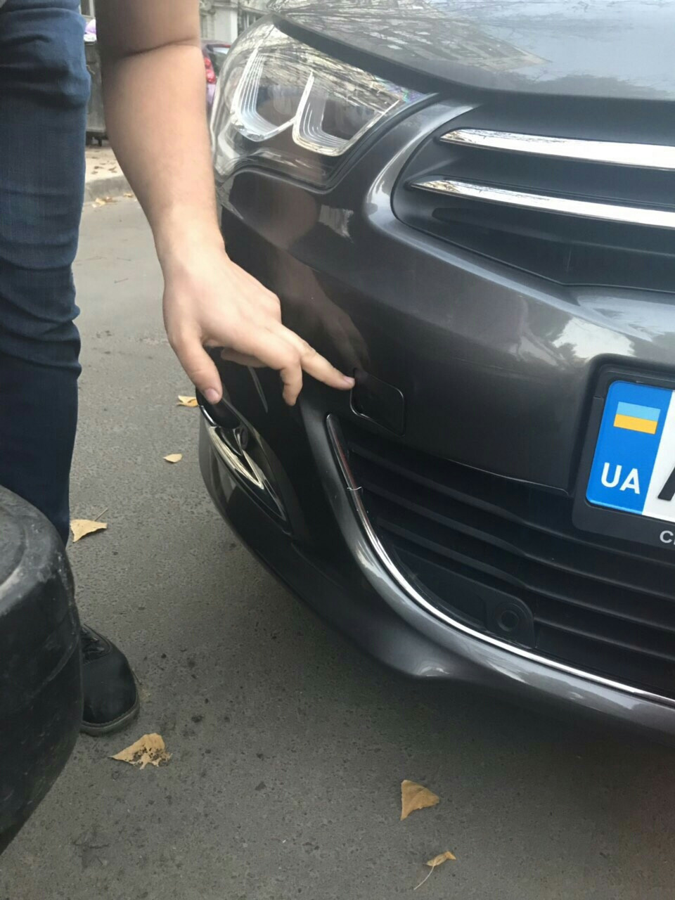 Їхав купувати страховку та потрапив у ДТП 2