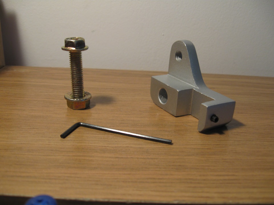 Short shifter adaptor Weapon R. 4