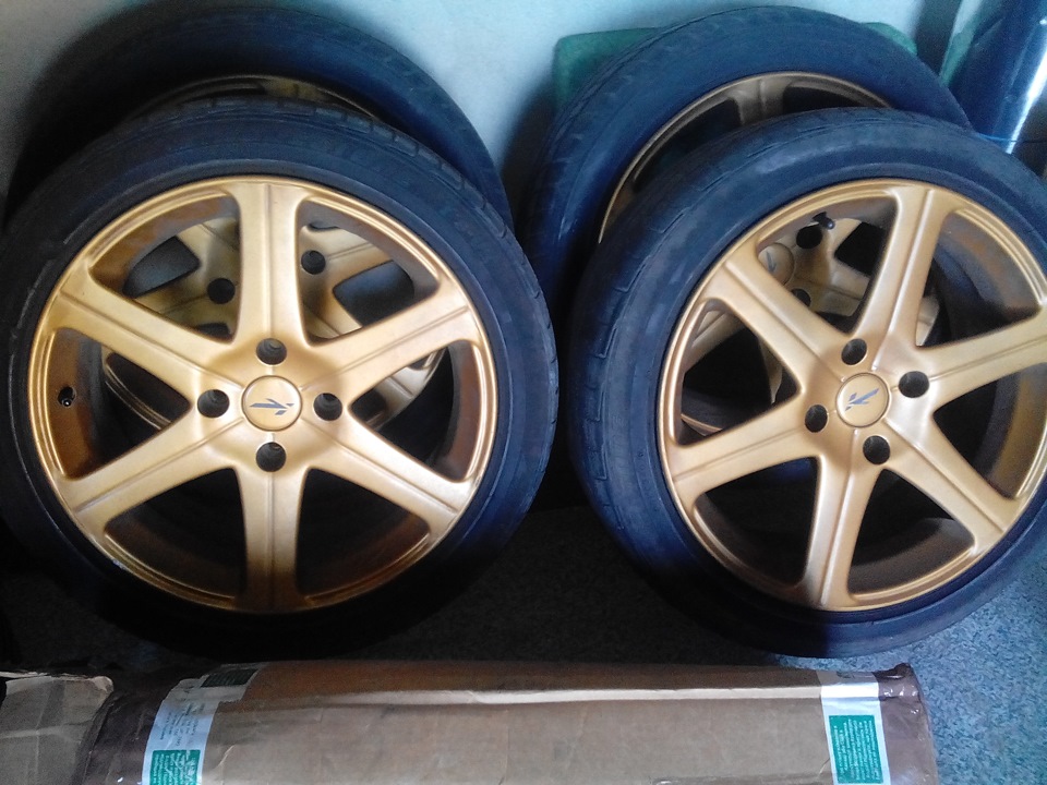 Продам диски R17 Kahn RS-S 1