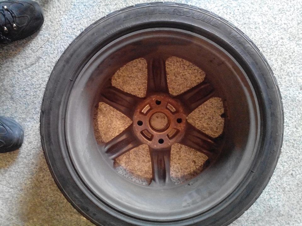 Продам диски R17 Kahn RS-S 4