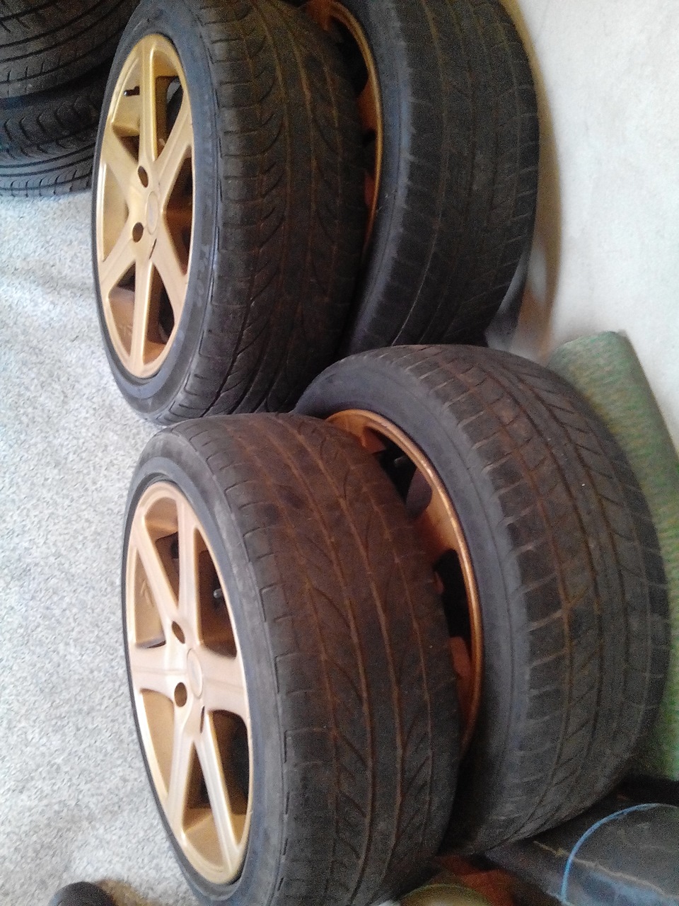 Продам диски R17 Kahn RS-S 2