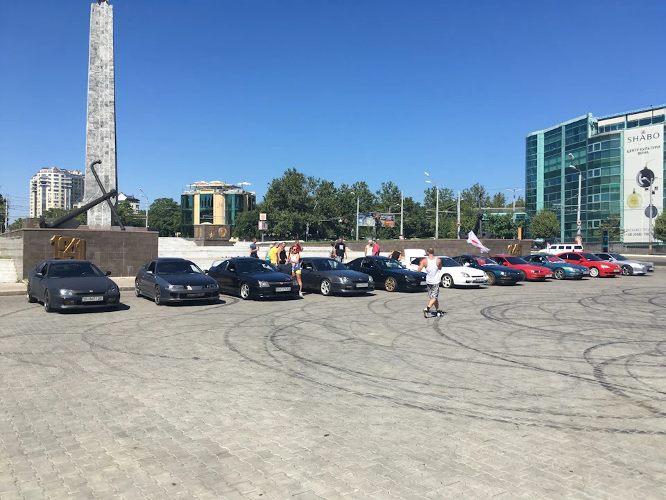 Перша прело-зустріч в Україні
