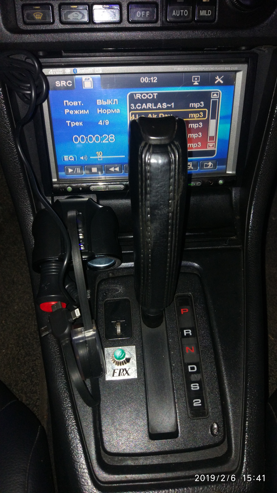 QC 3.0 зарядне, шнур та запальничка-))) 3