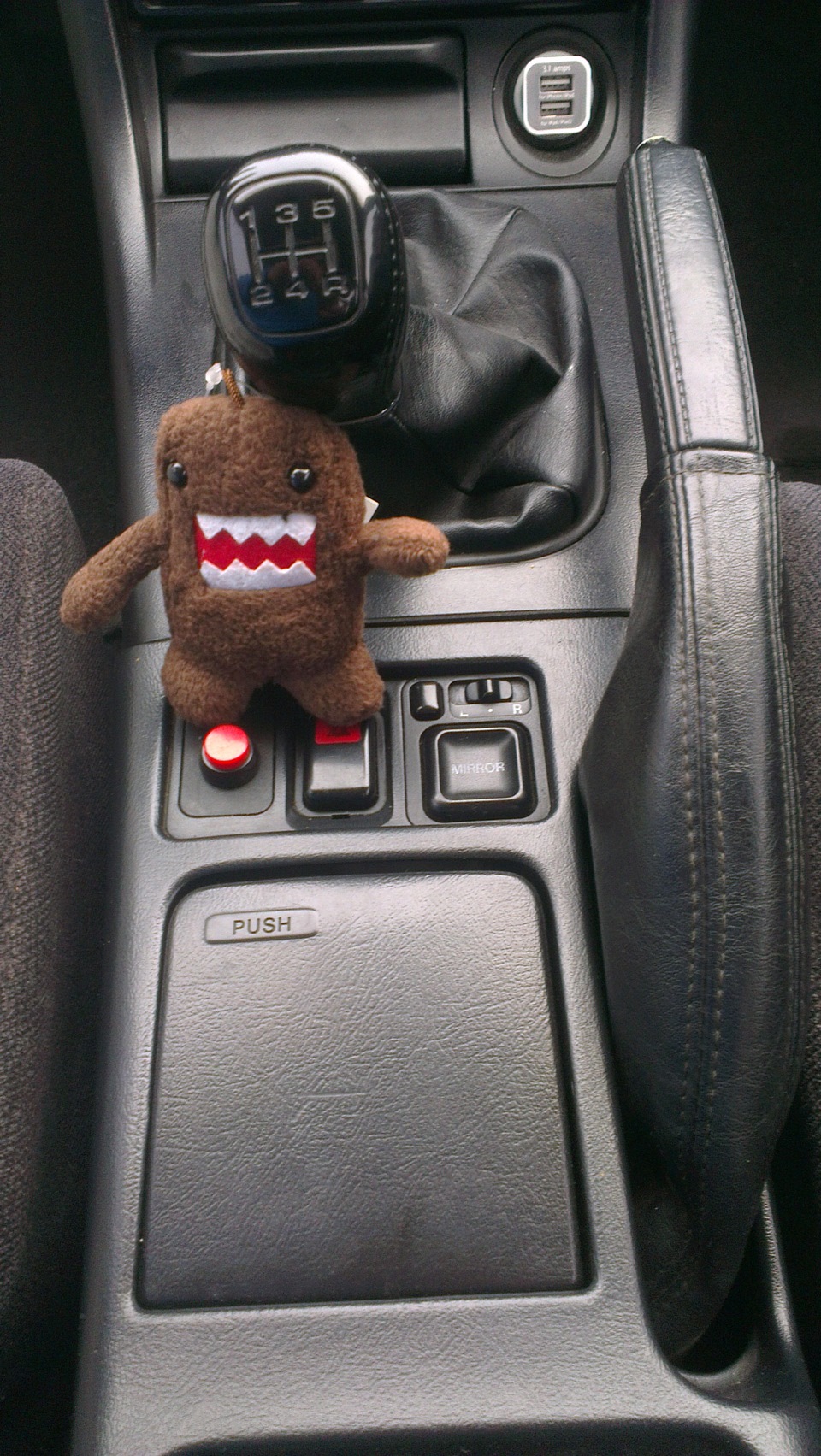 У прелі оселився Domo Kun)) 2