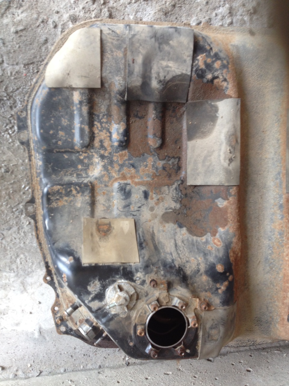 Fuel Oil Tank 4