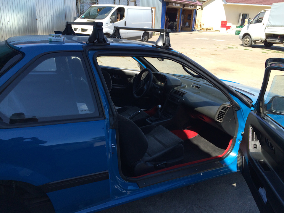 Thule load racks 1