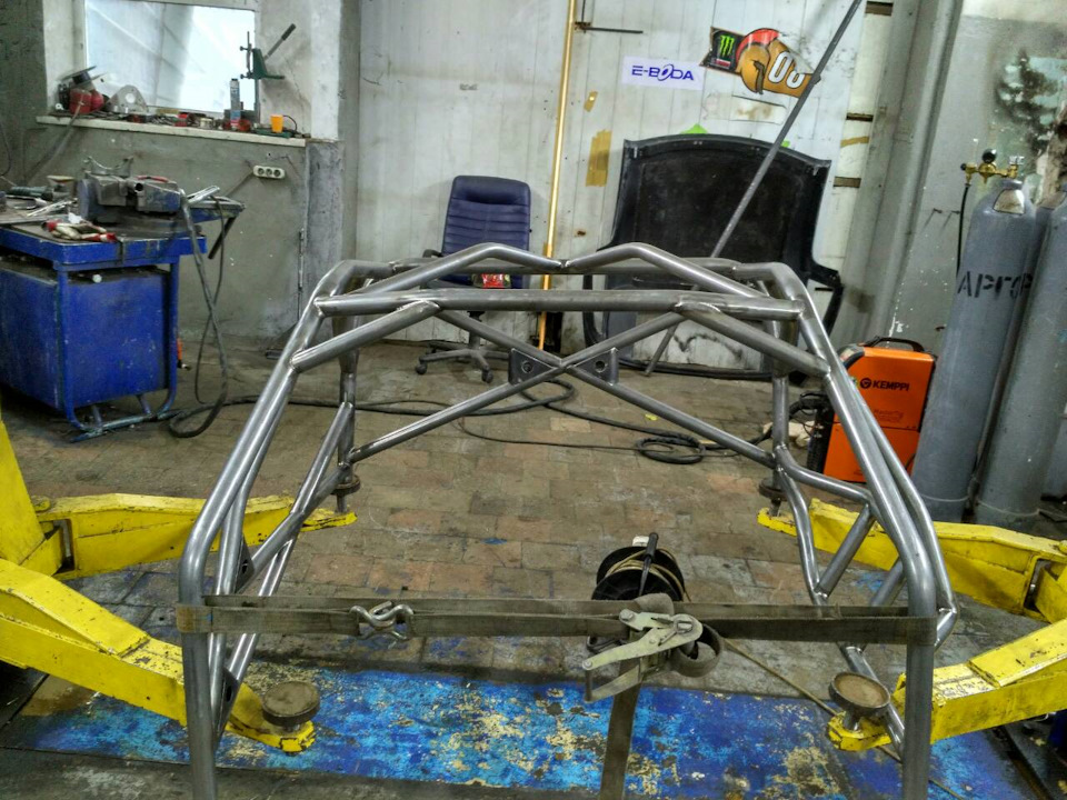 каркас безпеки ФІА додаток J Хонда С2000. Safety roll cage FIA, J Honda S2000 2