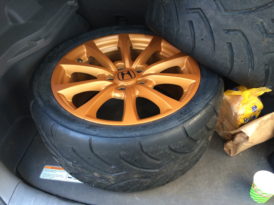 тапки на літо DUNLOP DIREZZA 03G 255/40 R17 4