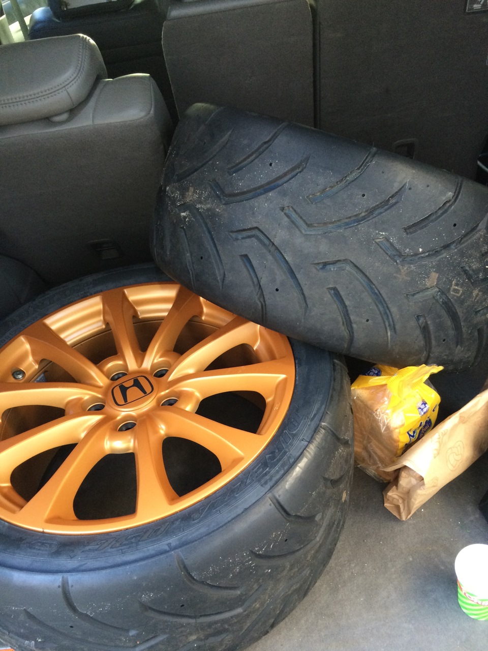 тапки на літо DUNLOP DIREZZA 03G 255/40 R17 5