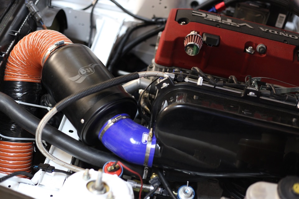 Handcrafted by OMELAY Motorsport 3