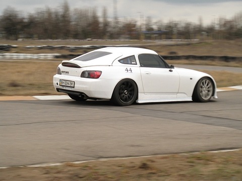 оновлені ніштяки (J's Racing, Advan, Toyo, Recaro) 1